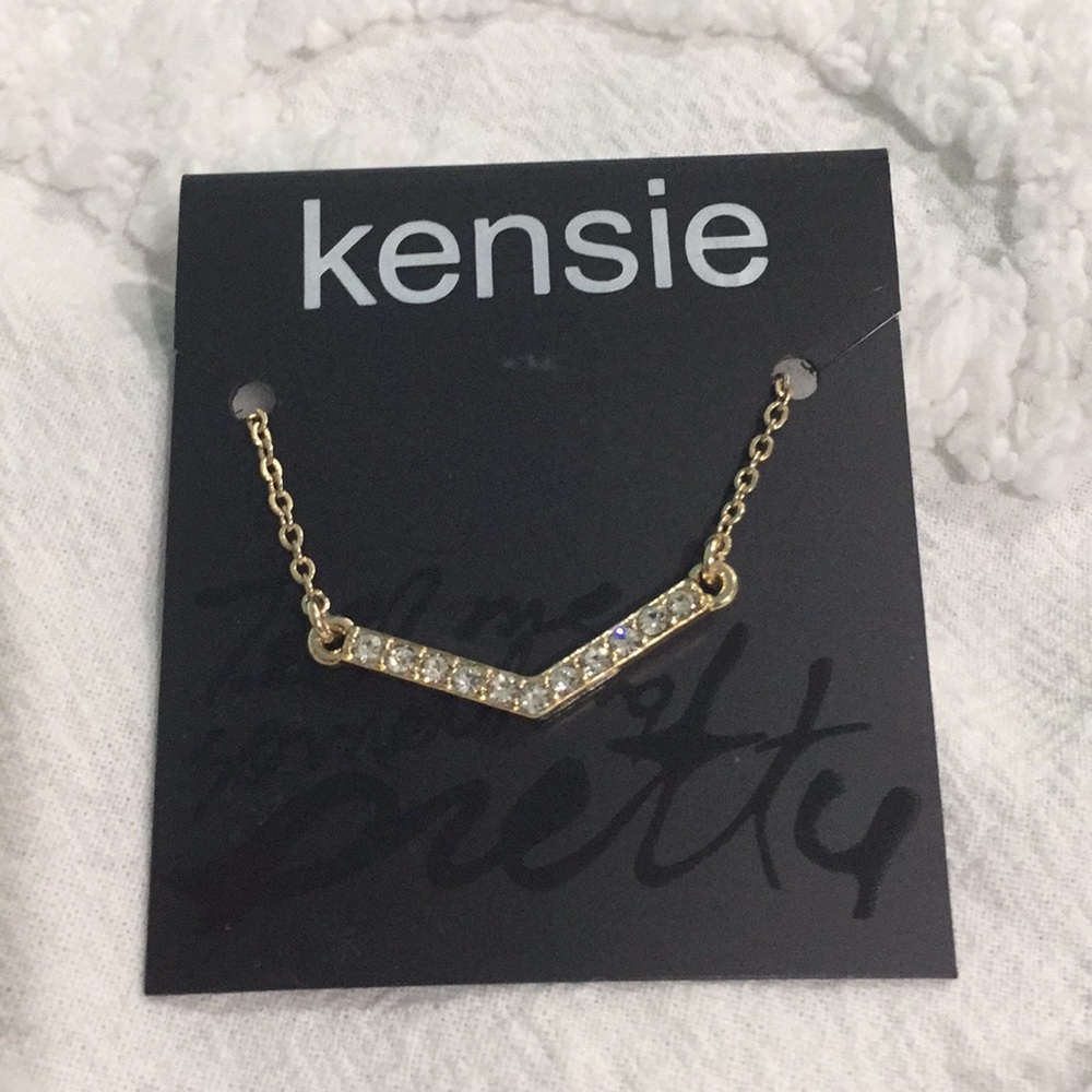 NWT kensie chevron necklace - gold tone